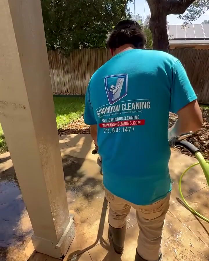 Pressure Washing in San Antonio — J&N Window Cleaning