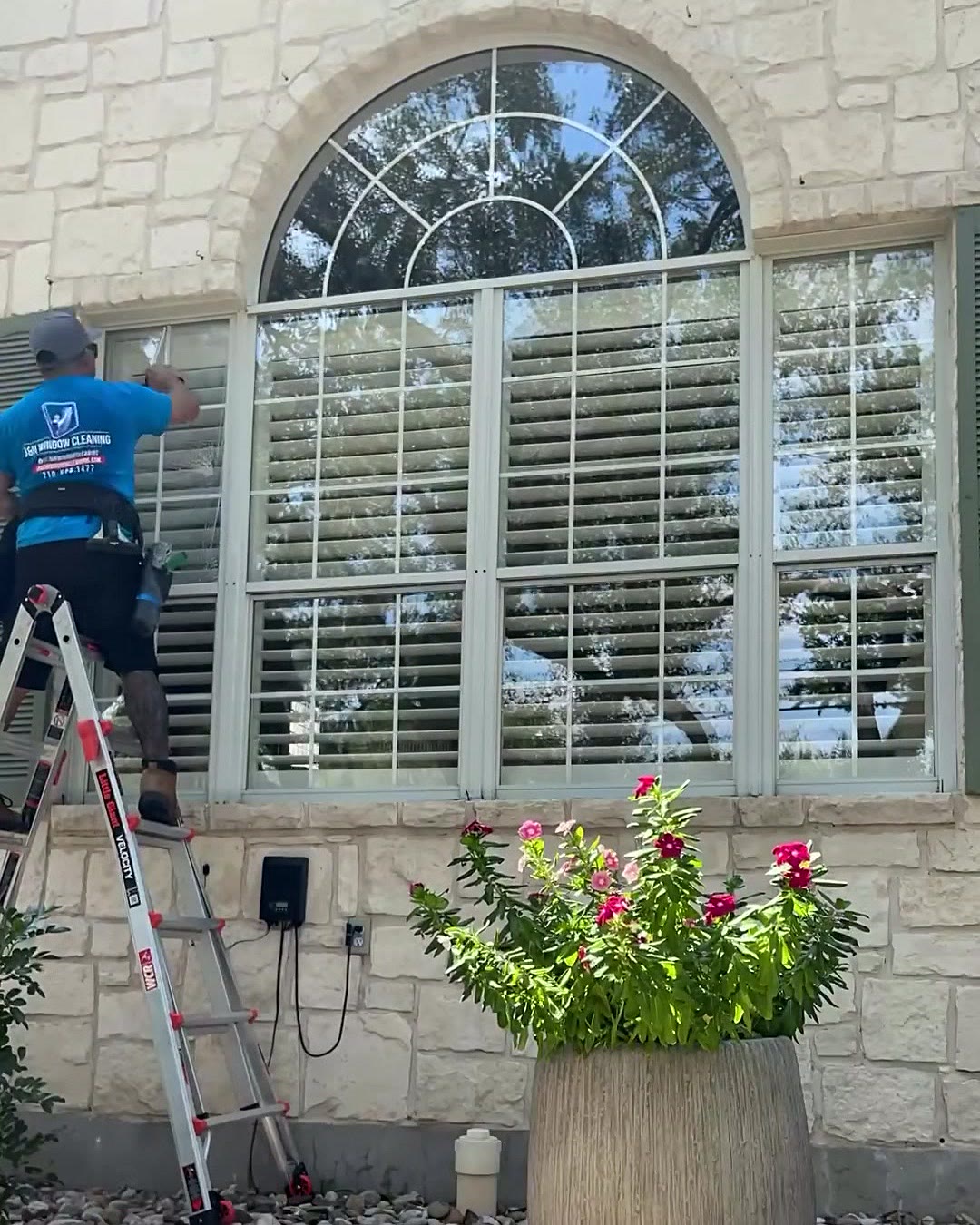 Gutter Cleaning in San Antonio — J&N Window Cleaning