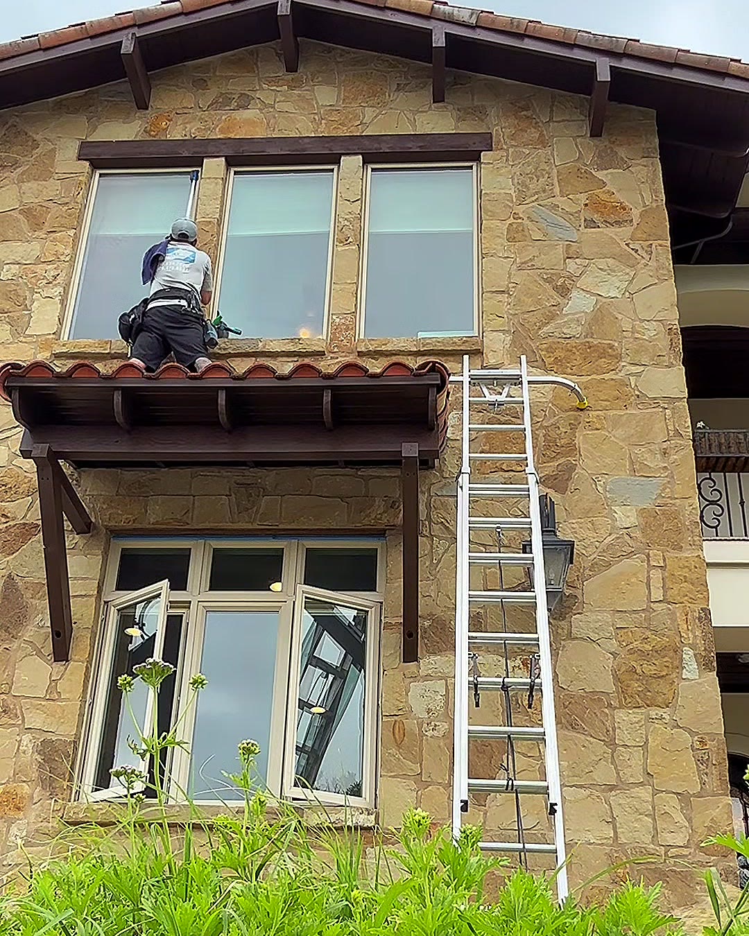 Residential Window Cleaning in San Antonio — J&N Window Cleaning
